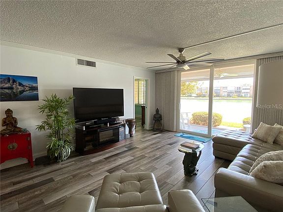 4th image of 7625 Sun Island Dr S APT 102