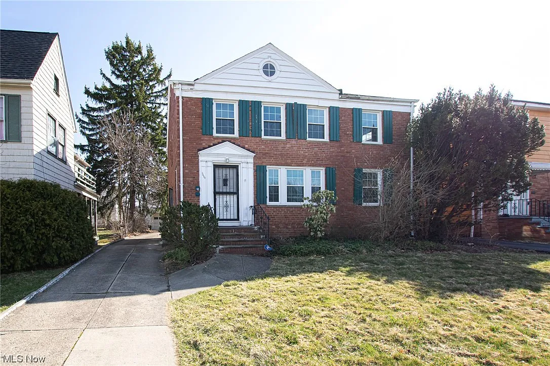 3423 Westbury Rd photo 1