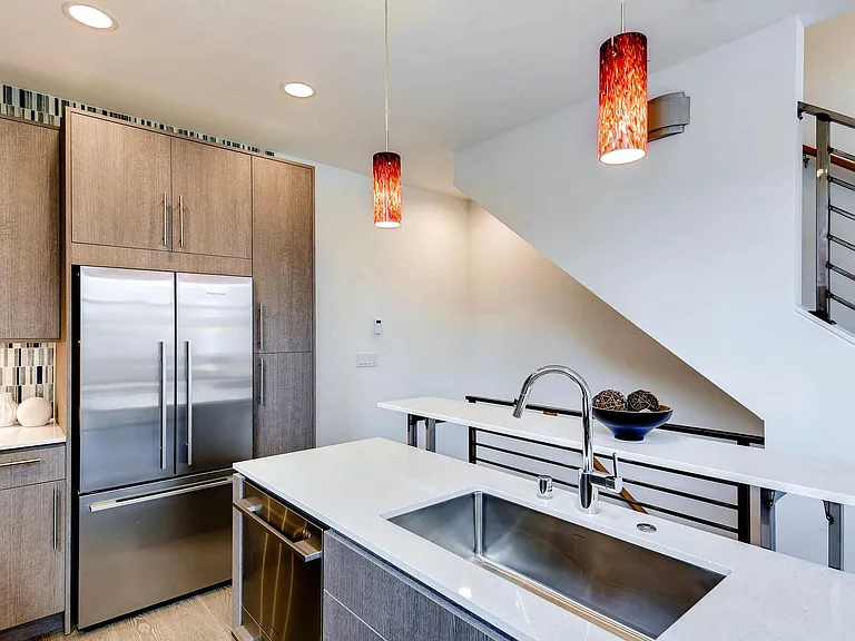 515 Ward St #D — Photo 5