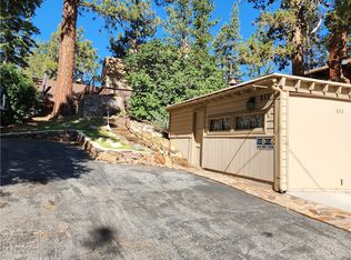 852 Ravine Rd, Big Bear Lake, CA 92315