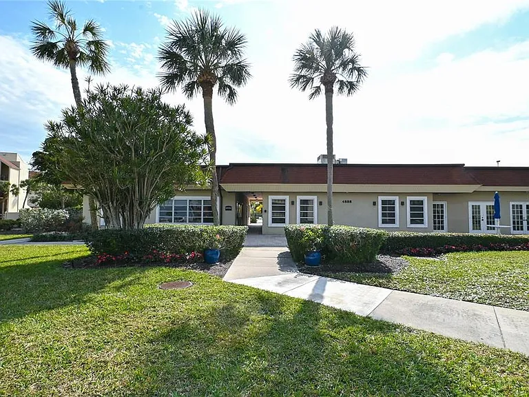 4780 Gulf Of Mexico Dr #5 — Photo 41