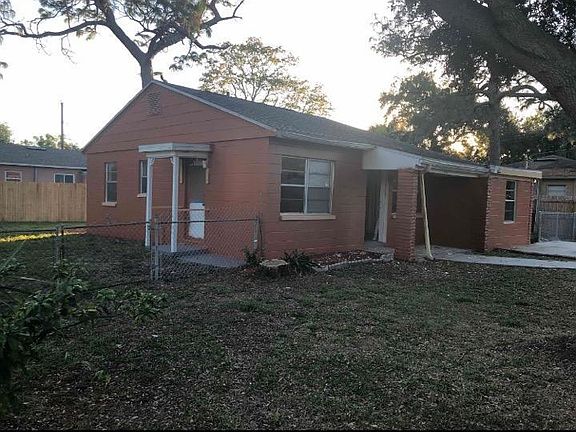 4th image of 3020 W Van Buren Dr