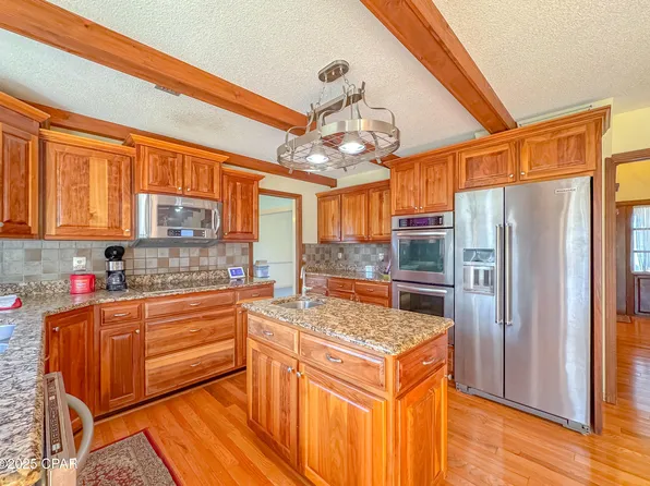 12940 NW Pea Ridge Rd, Bristol, FL 32321