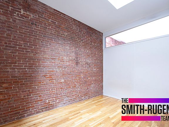 5th image of 311 W Broadway #5B