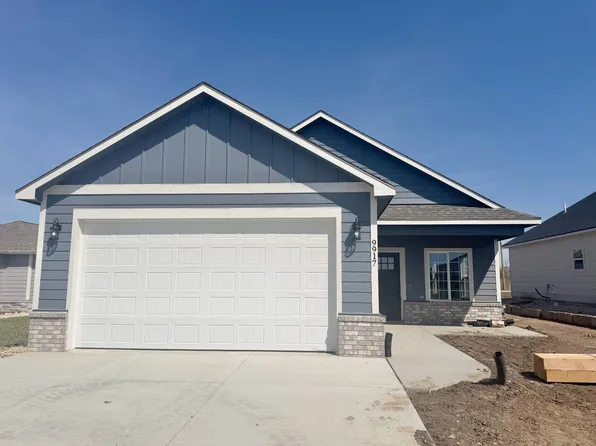9917 Weeping Willow Dr, Manhattan, KS 66502