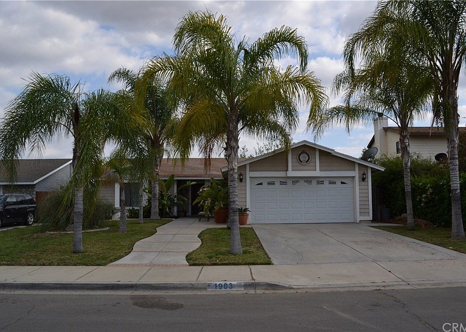 1st image of 1903 Loma Bonita St