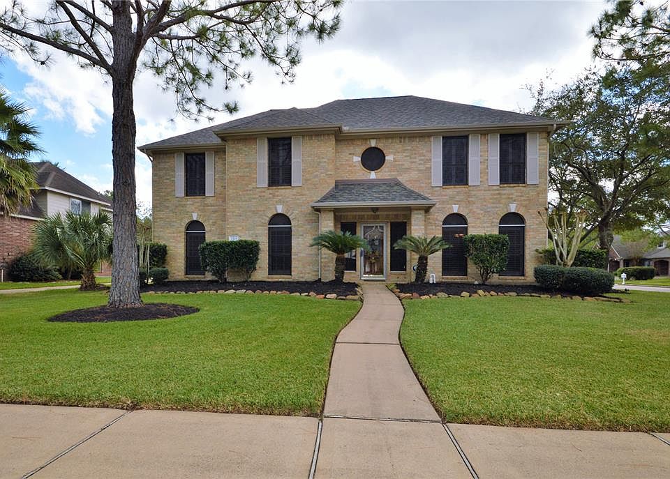 1st image of 2329 N Lake Front Dr