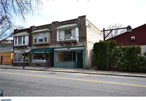 2nd image of 17 N Lansdowne Ave
