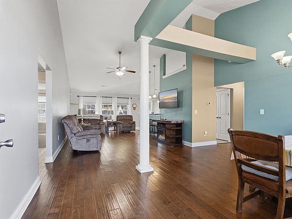 2nd image of 215 Turning Pines Loop