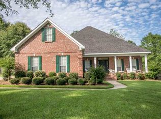 9466 Lake Woods Ct, Semmes, AL 36575