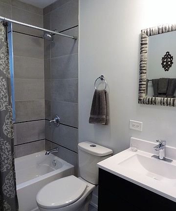 4th image of 5751 N Mulligan Ave #1