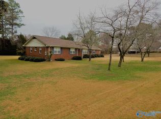 703 Sherwood Dr SE, Huntsville, AL 35802