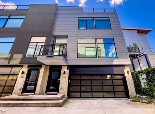 704 University Ct, Cleveland, OH 44113