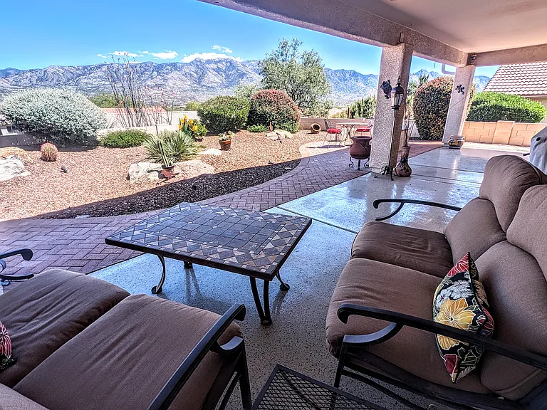 39019 S Moonwood Dr — Photo 1