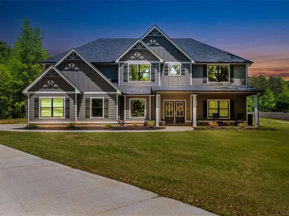 415 Paynes Lake Rd, Carrollton, GA 30116