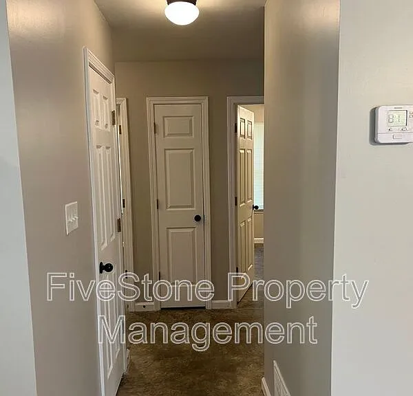 3805 Lake Park Cv — Photo 4