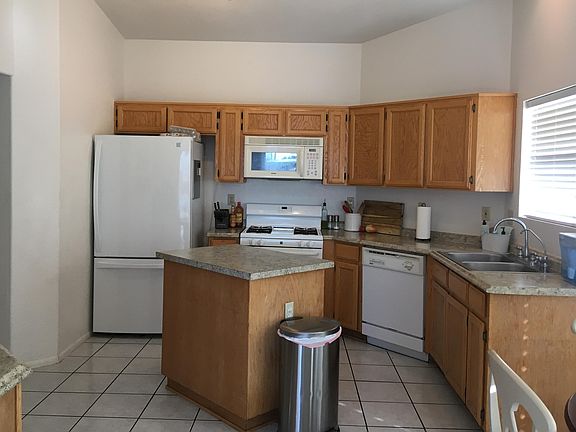 3rd image of 3316 Flat Rock Ct