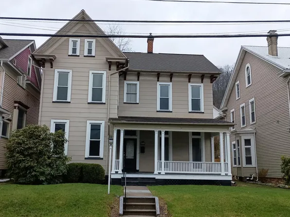 1105 Lincoln Ave, Tyrone, PA 16686