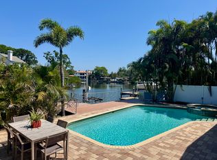 638 Geneva Pl, Tampa, FL 33606