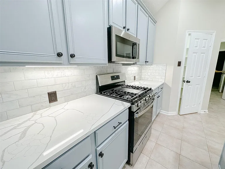 11922 Hueco Tanks Dr — Photo 32