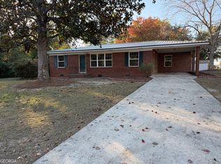 116 Country Club Rd, Dublin, GA 31021