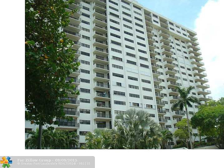 1st image of 3200 Port Royale Dr N APT 303