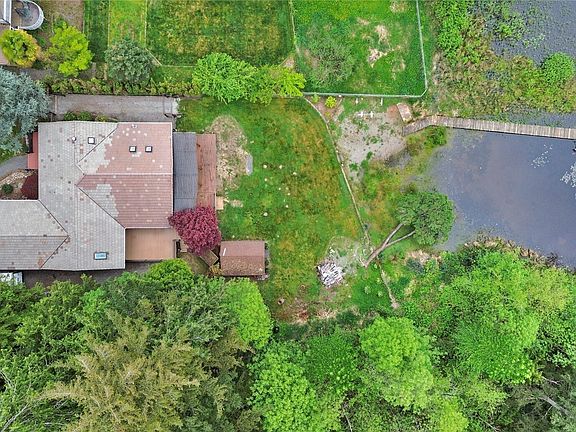 2nd image of 33025 E Holm Lake Drive SE
