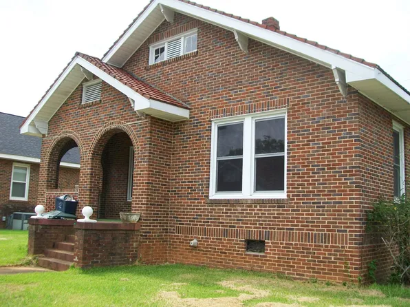 100 Piedmont Ave, Greenwood, SC 29646