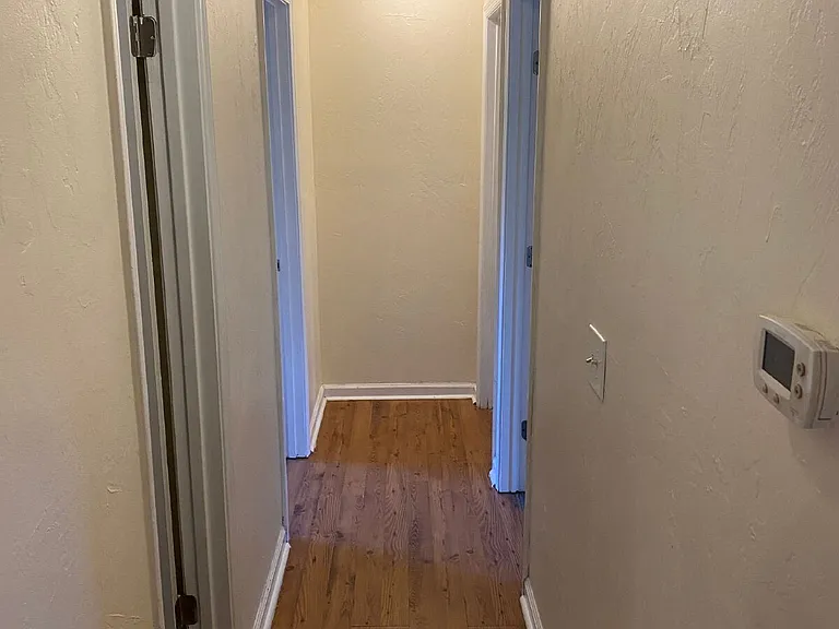 1064 Longstreet Dr — Photo 5