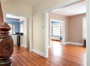 5 Cummings Rd, Newport, RI 02840