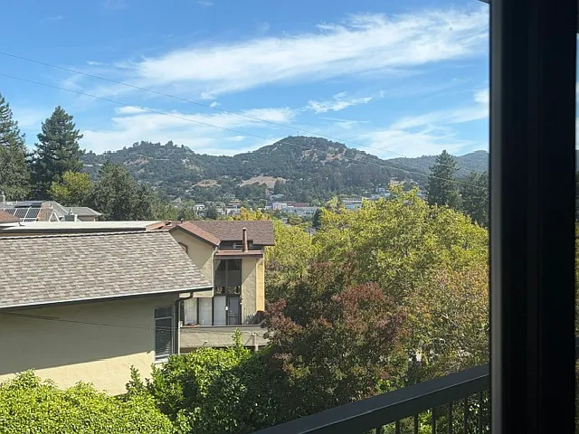 D St, San Rafael — Photo 2