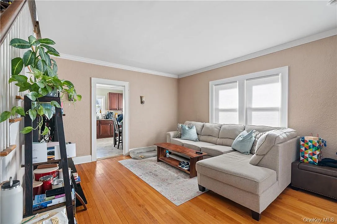 204 Lakeview Avenue, Harrison, NY 10604 — Photo 2