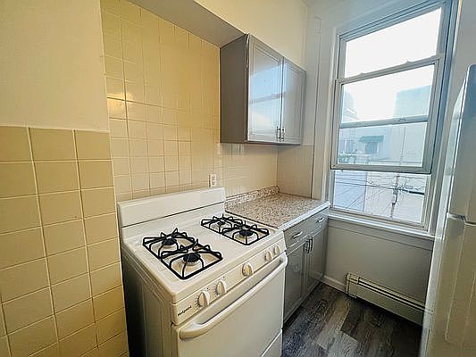 3rd image of 30-86 41st St #2