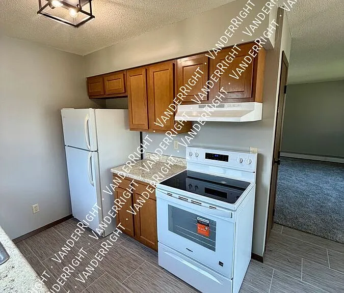 115 N Kimball St #12 — Photo 1