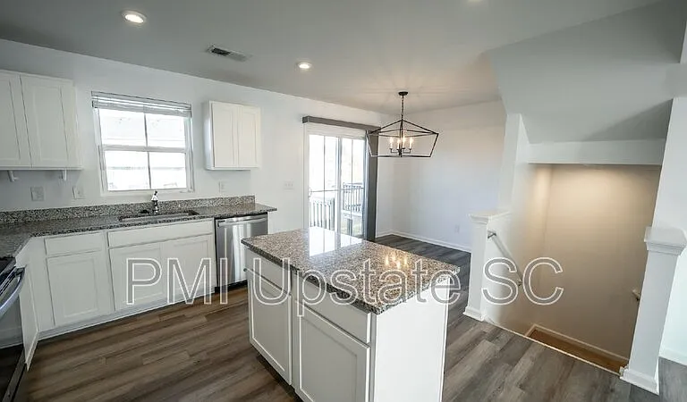 226 Coldwater Creek Ct — Photo 6