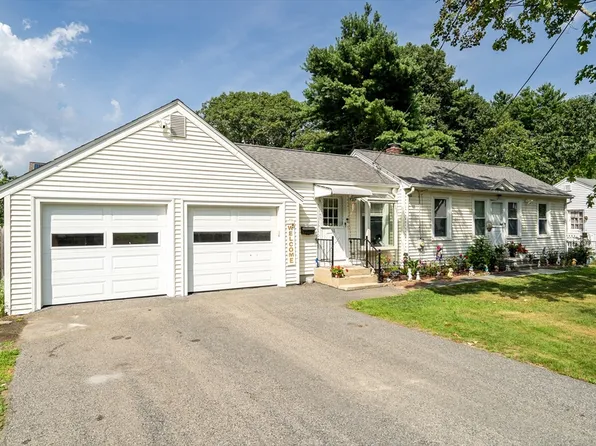 30 Donlon St, Framingham, MA 01701