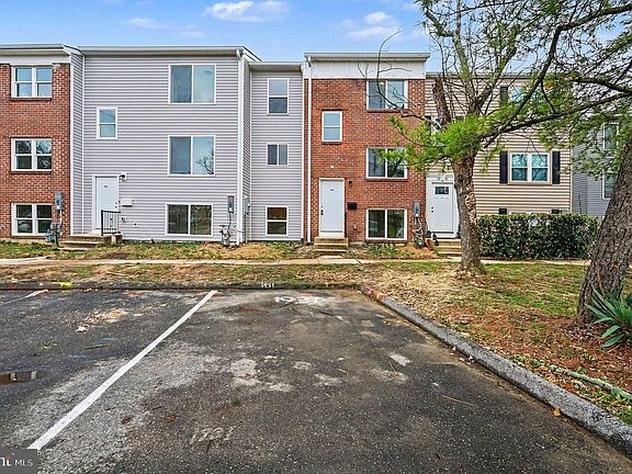 2nd image of 1933 Brookside Dr