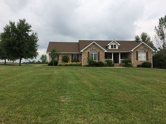 3rd image of 101 Mitzy Ln