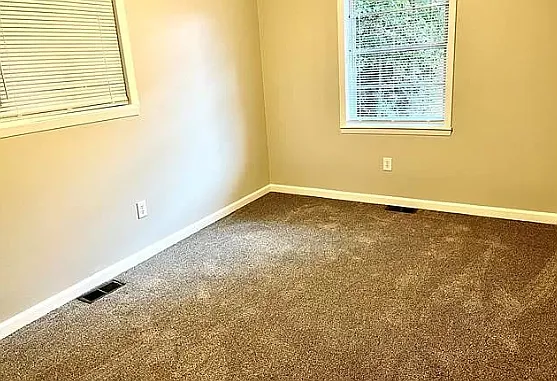 1108 Christopher St — Photo 13