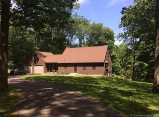 92 Dutton Rd, New Hartford, CT 06057