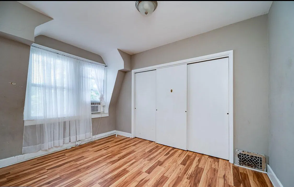 1509 Birch St — Photo 2