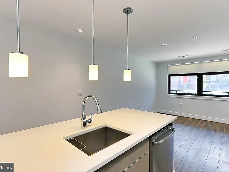 1111 Orren St NE #101 — Photo 14