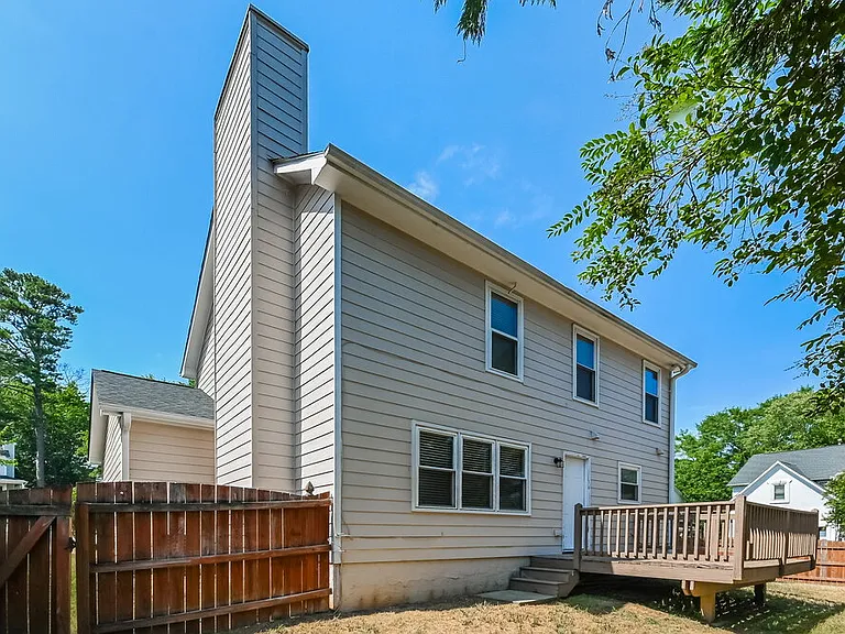 1001 Maidstone Ct — Photo 16