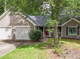 2432 Country Lake Ln, Powder Springs, GA 30127
