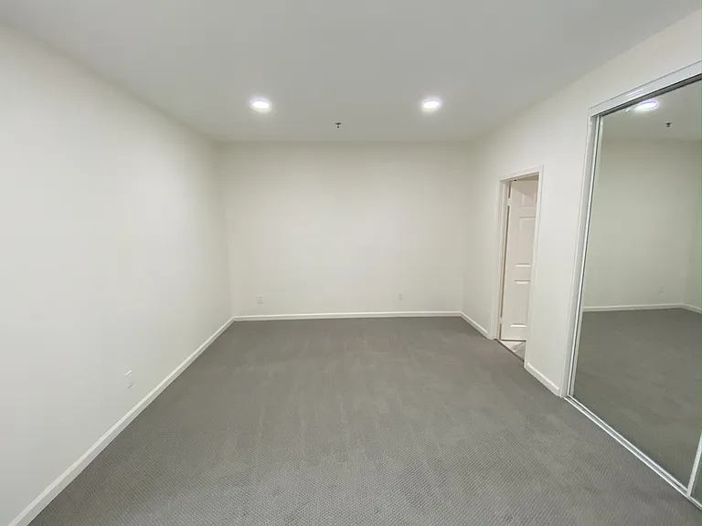 5845 Friars Rd #1216 — Photo 46