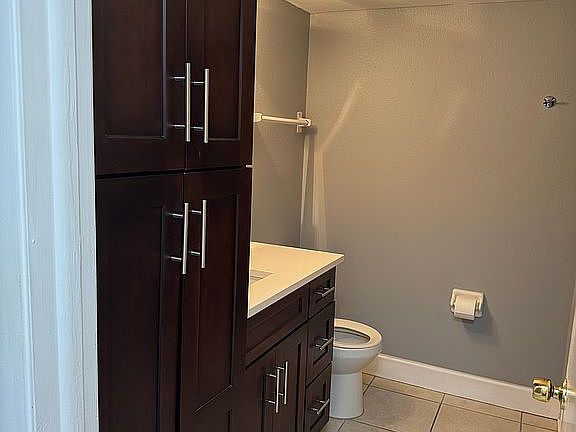 5th image of 2571 Cyprus Dr APT 105