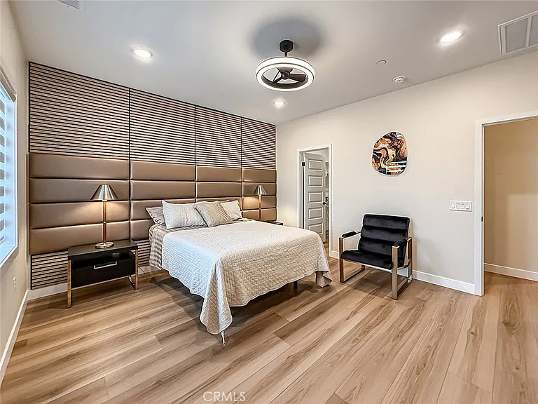 2860 Via Descanso — Photo 11