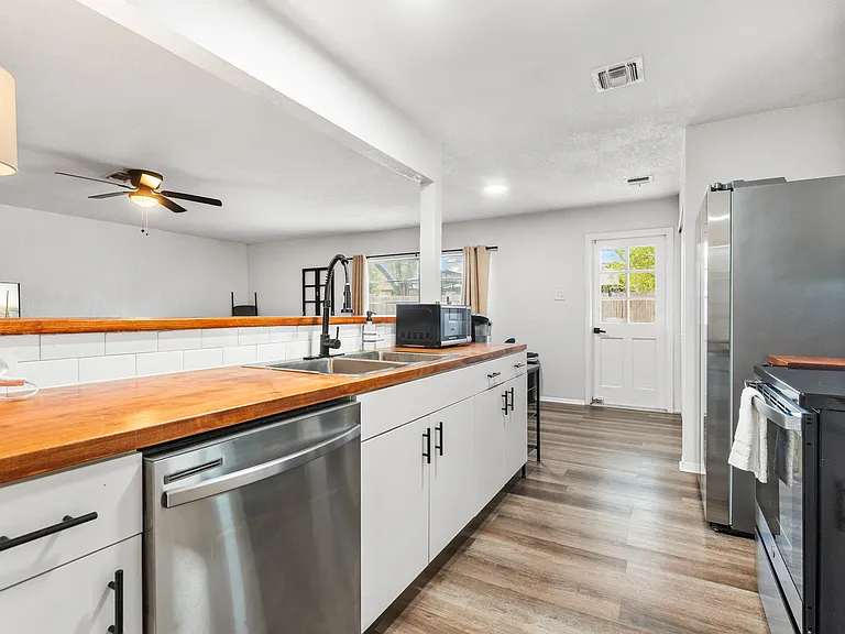 7107 Spring Flower St — Photo 15