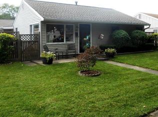 132 N Guyer St, Hobart, IN 46342
