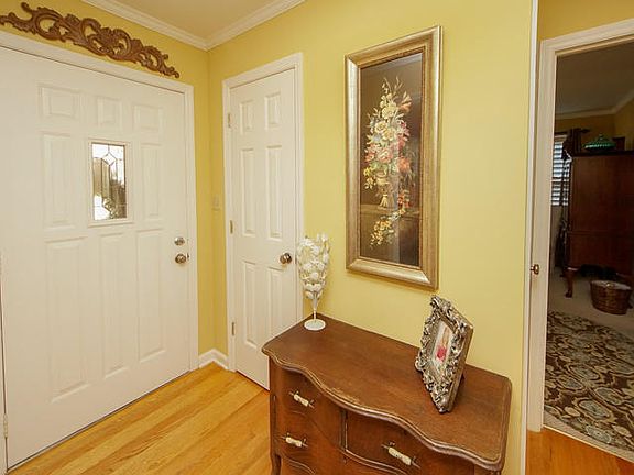 4th image of 2683 Fernwood Dr